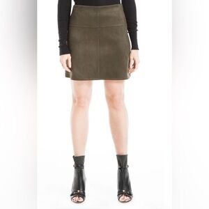 LIKE NEW - Max Studio Dark Green A-Line Mini Skirt, Size XS